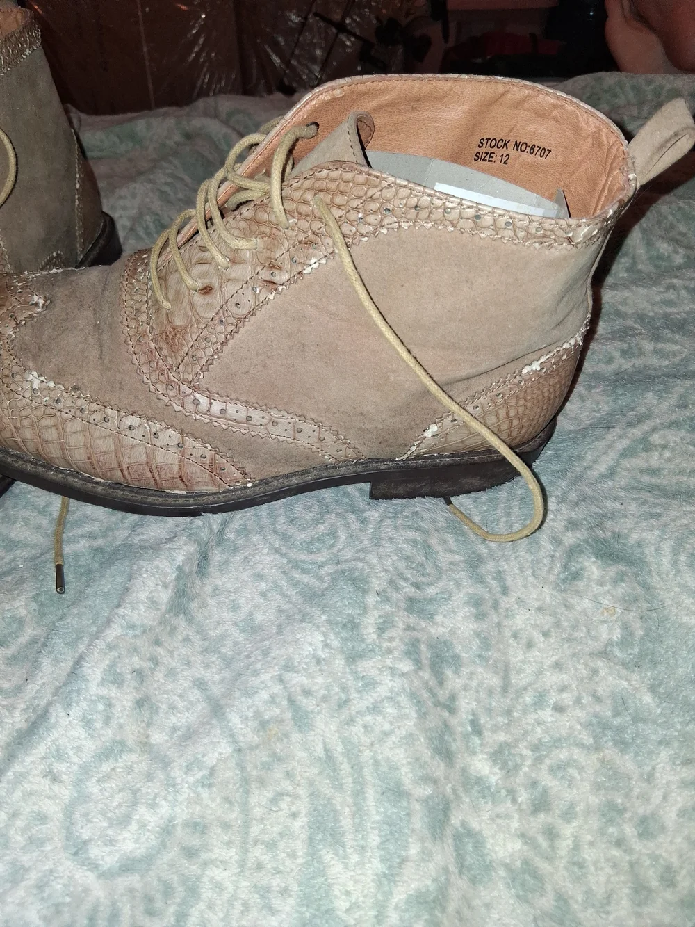 Men's Light Brown Wingtip Lace-Up Dress Boots